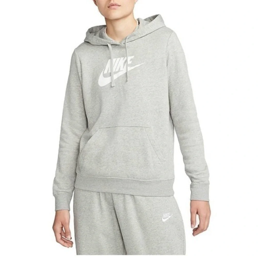 Nike Women's Sportswear Club Large Logo Fleece Hoodie in Gray Heather Size S